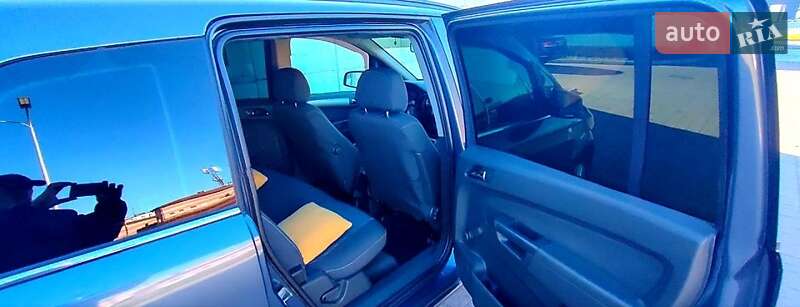 Минивэн Opel Zafira 2010 в Калуше