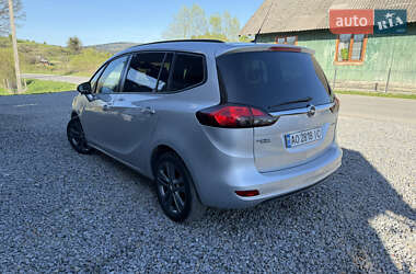 Минивэн Opel Zafira 2014 в 