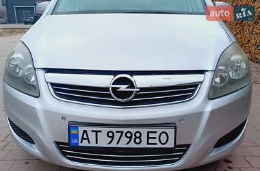 Минивэн Opel Zafira 2010 в Ивано-Франковске