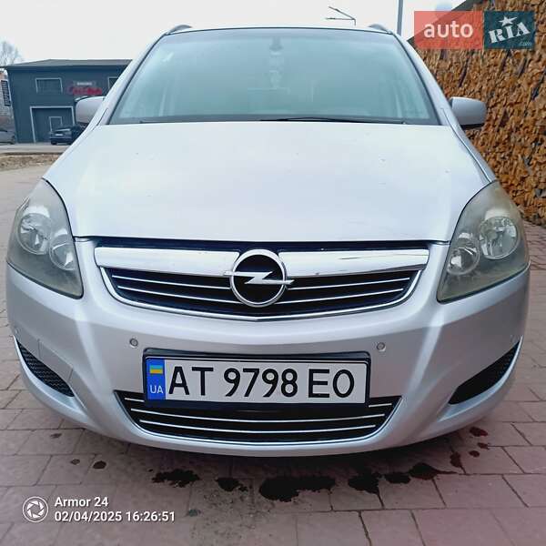 Opel Zafira 2010