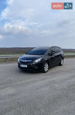 Микровэн Opel Zafira 2014 в 