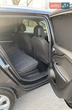Микровэн Opel Zafira 2014 в 