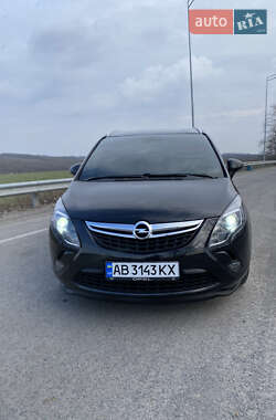 Микровэн Opel Zafira 2014 в 