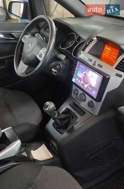 Мінівен Opel Zafira 2009 в 
