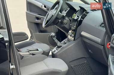Мінівен Opel Zafira 2013 в 