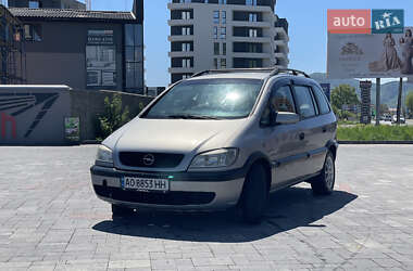 Минивэн Opel Zafira 2000 в Хусте