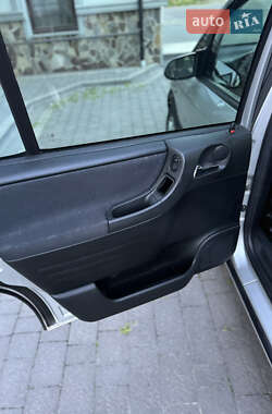 Минивэн Opel Zafira 2003 в 