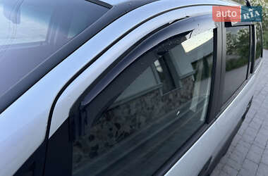 Минивэн Opel Zafira 2003 в 