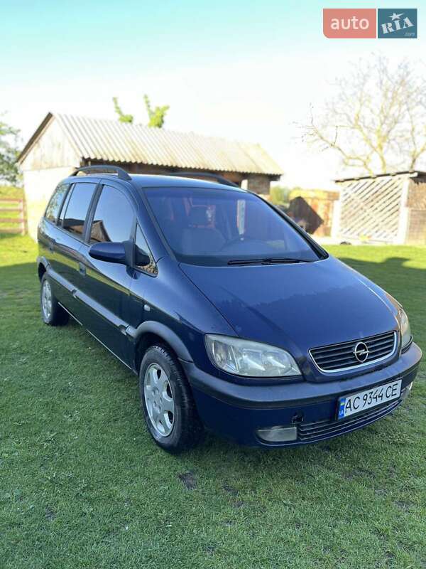 Мінівен Opel Zafira 2000 в 