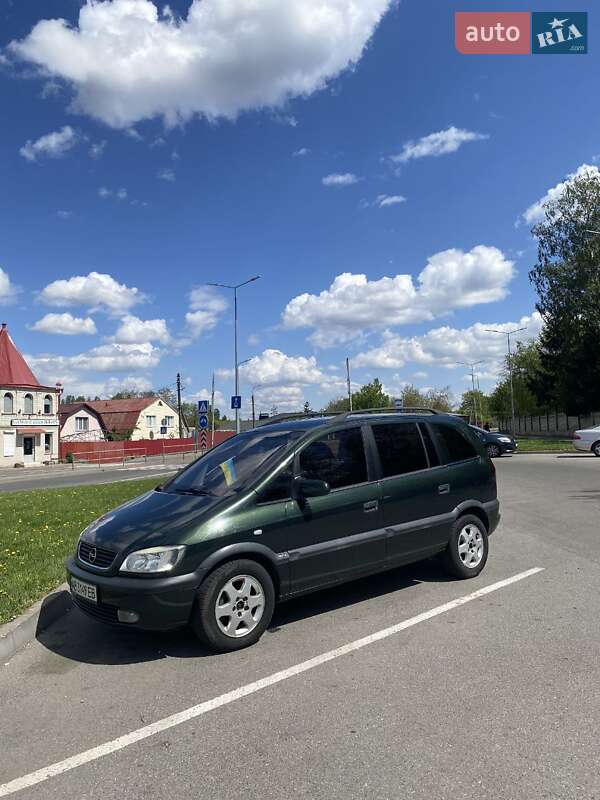 Opel Zafira 2002
