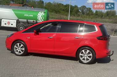 Минивэн Opel Zafira 2012 в 