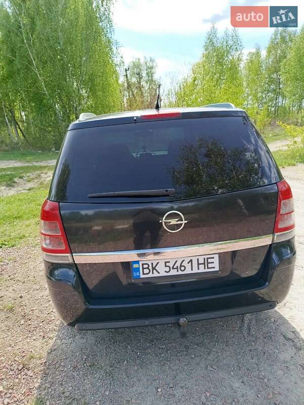 Мінівен Opel Zafira 2009 в Овручі