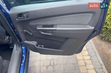 Мінівен Opel Zafira 2005 в 