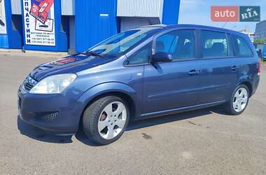 Минивэн Opel Zafira 2008 в 