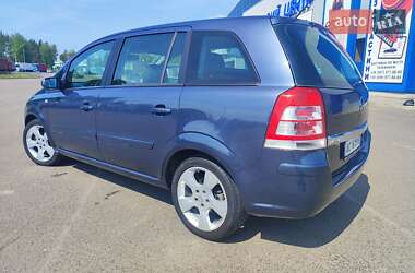 Минивэн Opel Zafira 2008 в 