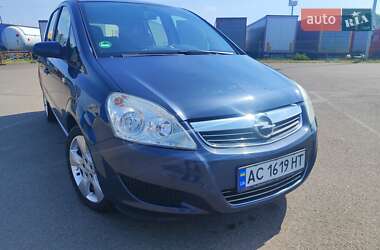 Минивэн Opel Zafira 2008 в 