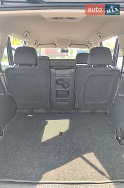 Минивэн Opel Zafira 2008 в 