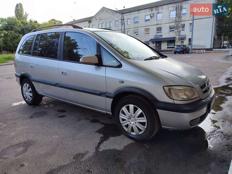 Мінівен Opel Zafira 2003 в Рівному