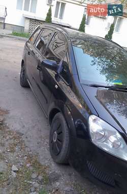 Минивэн Opel Zafira 2008 в 