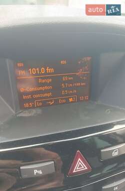 Минивэн Opel Zafira 2010 в 