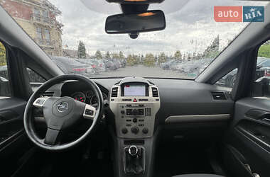 Минивэн Opel Zafira 2008 в 