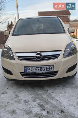 Мінівен Opel Zafira 2012 в 