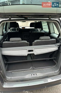 Минивэн Opel Zafira 2009 в 