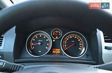 Мінівен Opel Zafira 2008 в 