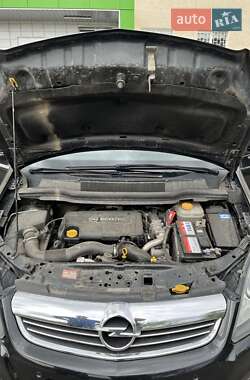 Мінівен Opel Zafira 2012 в 