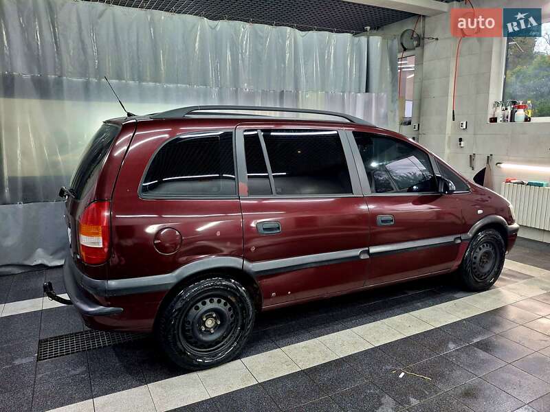 Мінівен Opel Zafira 2002 в Гайсину