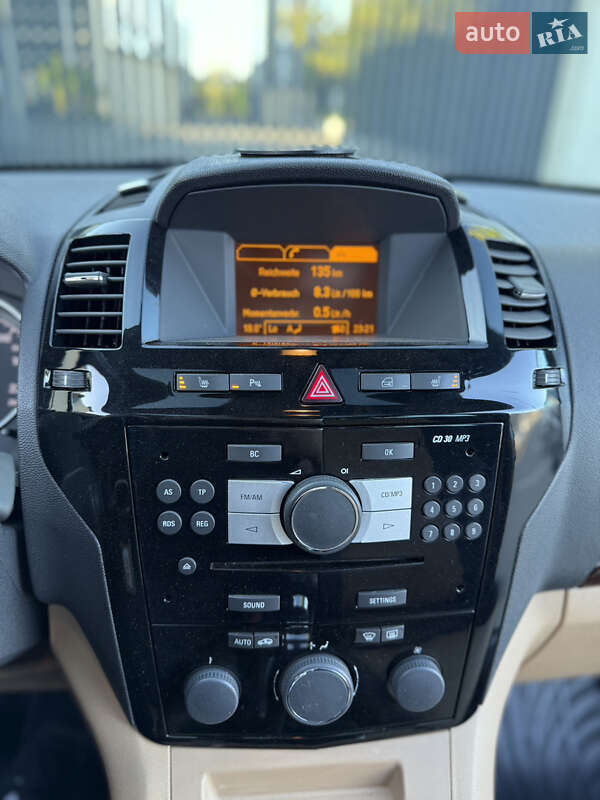 Мінівен Opel Zafira 2010 в Луцьку