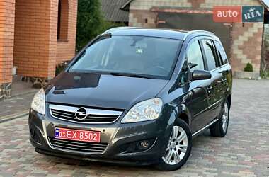 Минивэн Opel Zafira 2009 в 