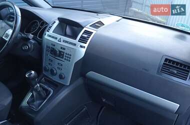 Мінівен Opel Zafira 2009 в 