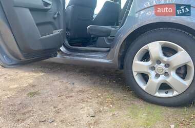 Минивэн Opel Zafira 2005 в 
