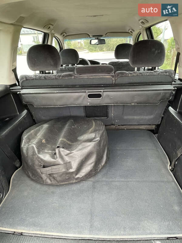 Минивэн Opel Zafira 2003 в Самборе