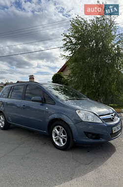 Мінівен Opel Zafira 2008 в Києві