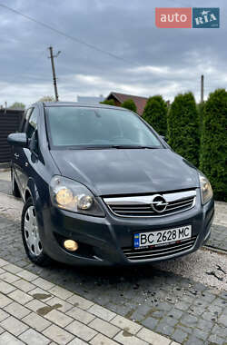 Мінівен Opel Zafira 2011 в 
