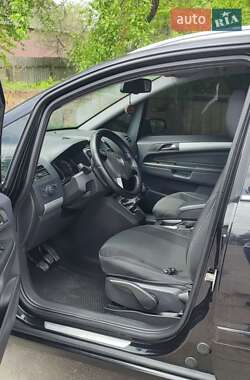 Минивэн Opel Zafira 2009 в 