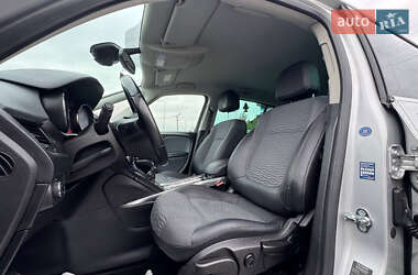 Мінівен Opel Zafira 2012 в 
