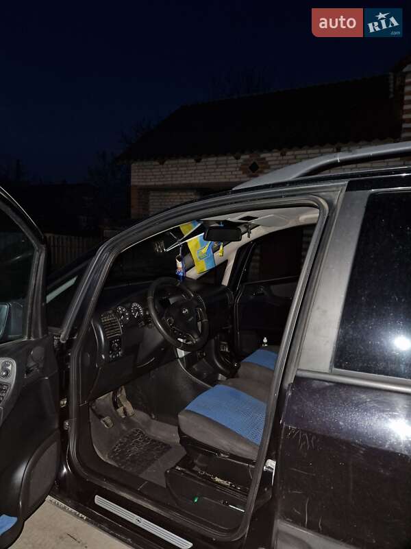 Минивэн Opel Zafira 2003 в Львове фото 10 Минивэн Opel Zafira 2003 в Львове