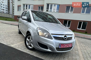 Минивэн Opel Zafira 2011 в Виннице