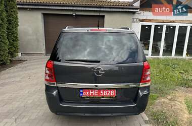 Мінівен Opel Zafira 2013 в 