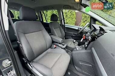 Мінівен Opel Zafira 2013 в 