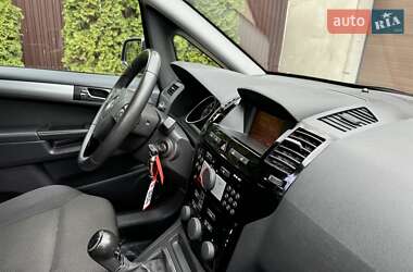 Мінівен Opel Zafira 2013 в 