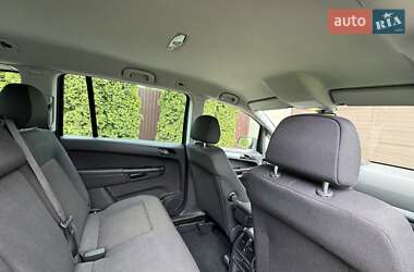 Мінівен Opel Zafira 2013 в 