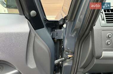 Мінівен Opel Zafira 2013 в 