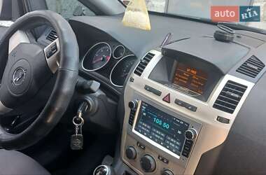 Минивэн Opel Zafira 2008 в 