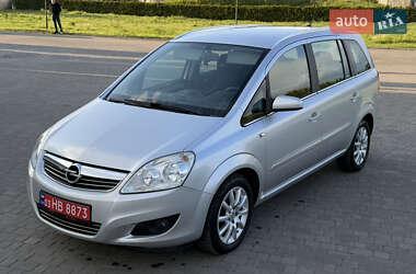 Минивэн Opel Zafira 2008 в 