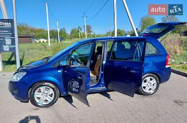 Минивэн Opel Zafira 2008 в 