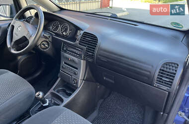 Мінівен Opel Zafira 2004 в 